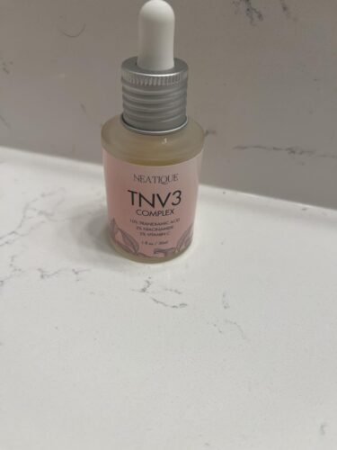 Click to view full screen Neatique TNV3 10% Tranexamic Acid, 2% Niacinamide, 2% Vitamin C Serum 2 fl oz photo review